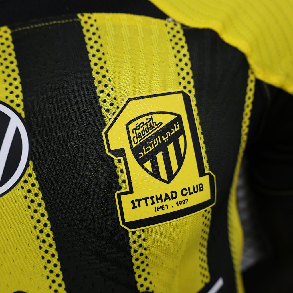 AL-ITTIHAD REVISAR EQUIPACIÓN 26/27 Manga Corta