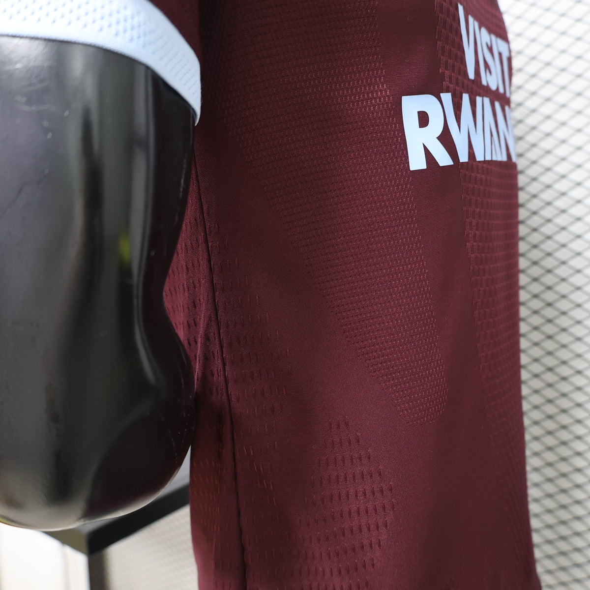 ASTON VILLA PRIMERA EQUIPACIÓN CON PUBLICIDAD 26/27 Manga Corta