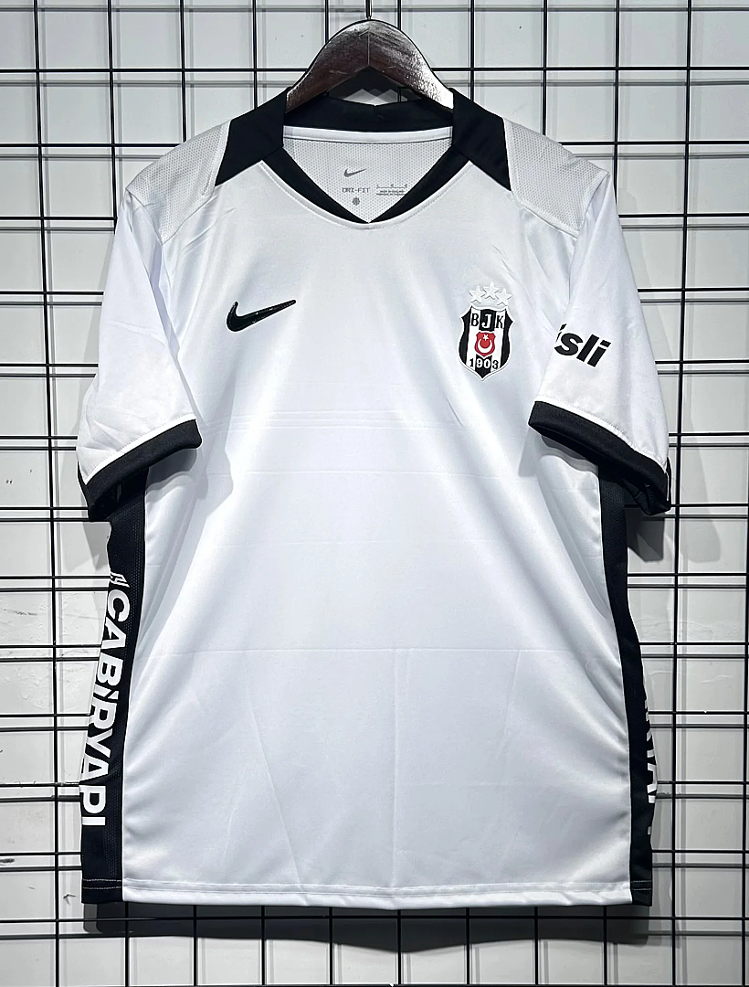 BEŞIKTAŞ PRIMERA EQUIPACIÓN 26/27 Manga Corta