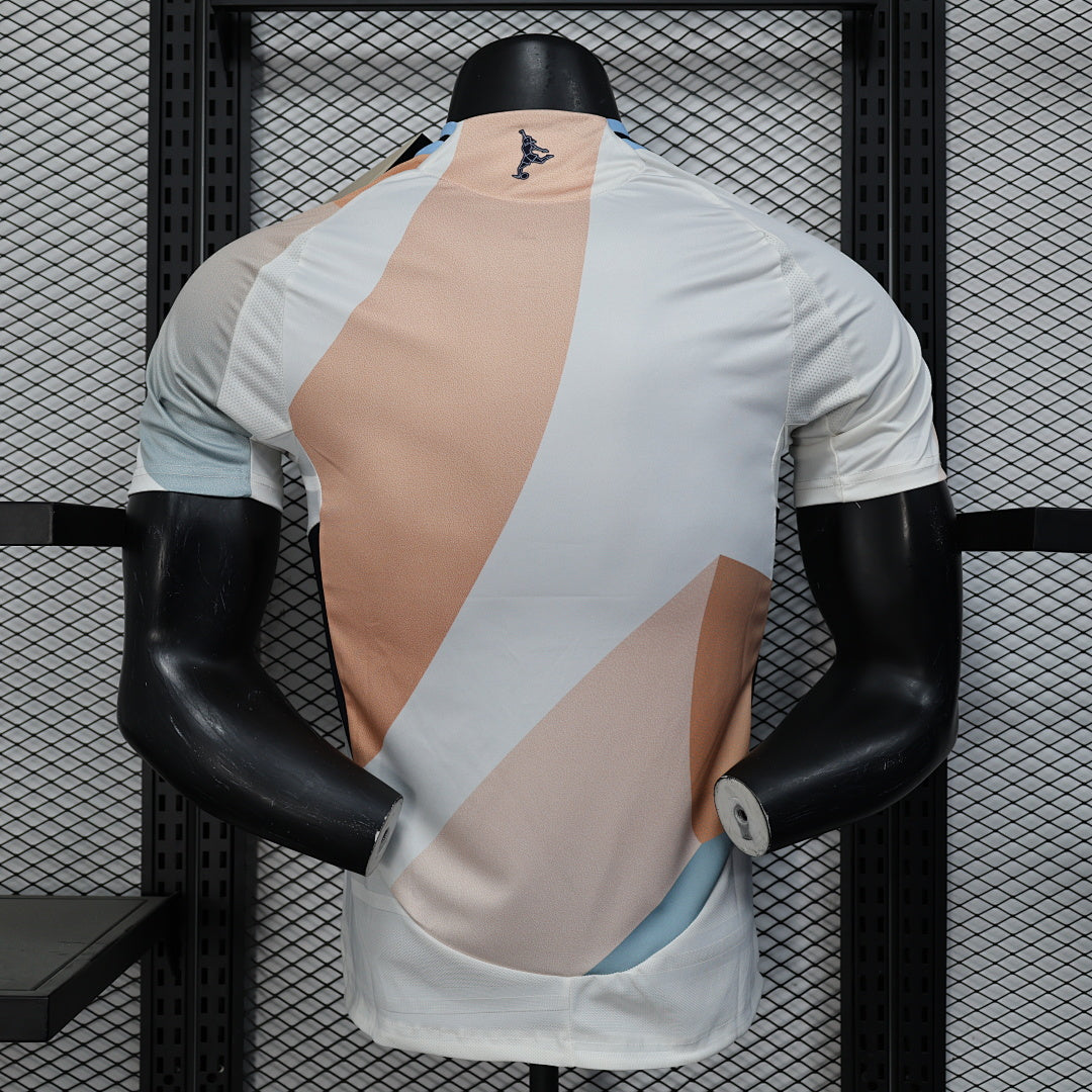 ESPAÑA CAMISETA PREPARTIDO 26/27 Manga Corta