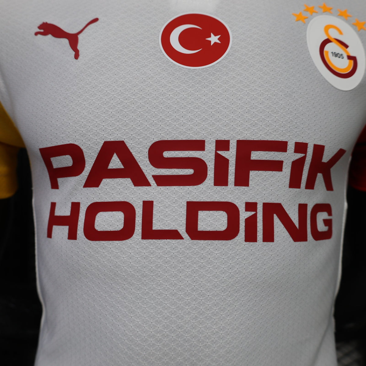 GALATASARAY SEGUNDA EQUIPACIÓN 26/27 Manga Corta