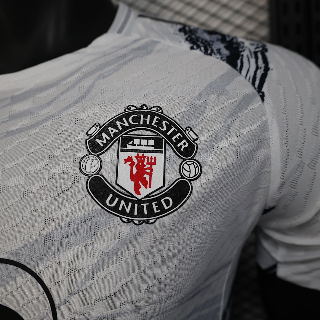 MANCHESTER UNITED EDICIÓN ESPECIAL 26/27 Manga Corta