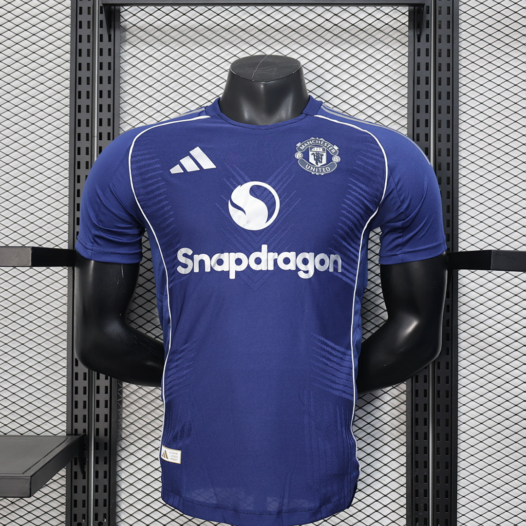 MANCHESTER UNITED EDICIÓN ESPECIAL 26/27 Manga Corta