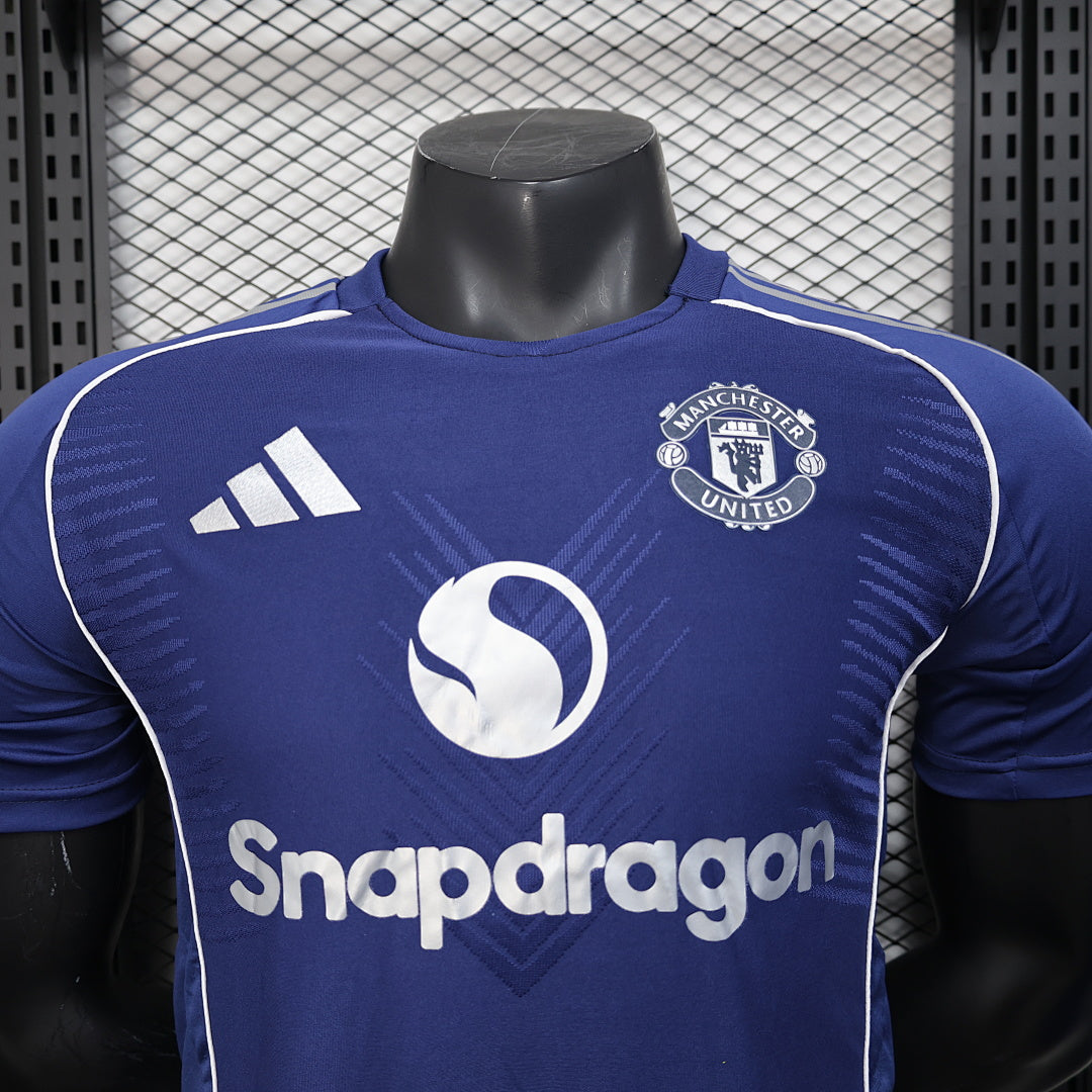 MANCHESTER UNITED EDICIÓN ESPECIAL 26/27 Manga Corta