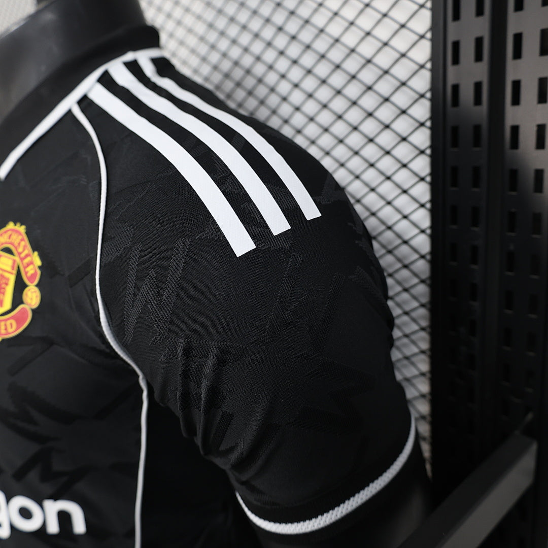 MANCHESTER UNITED EDICIÓN ESPECIAL 26/27 Manga Corta
