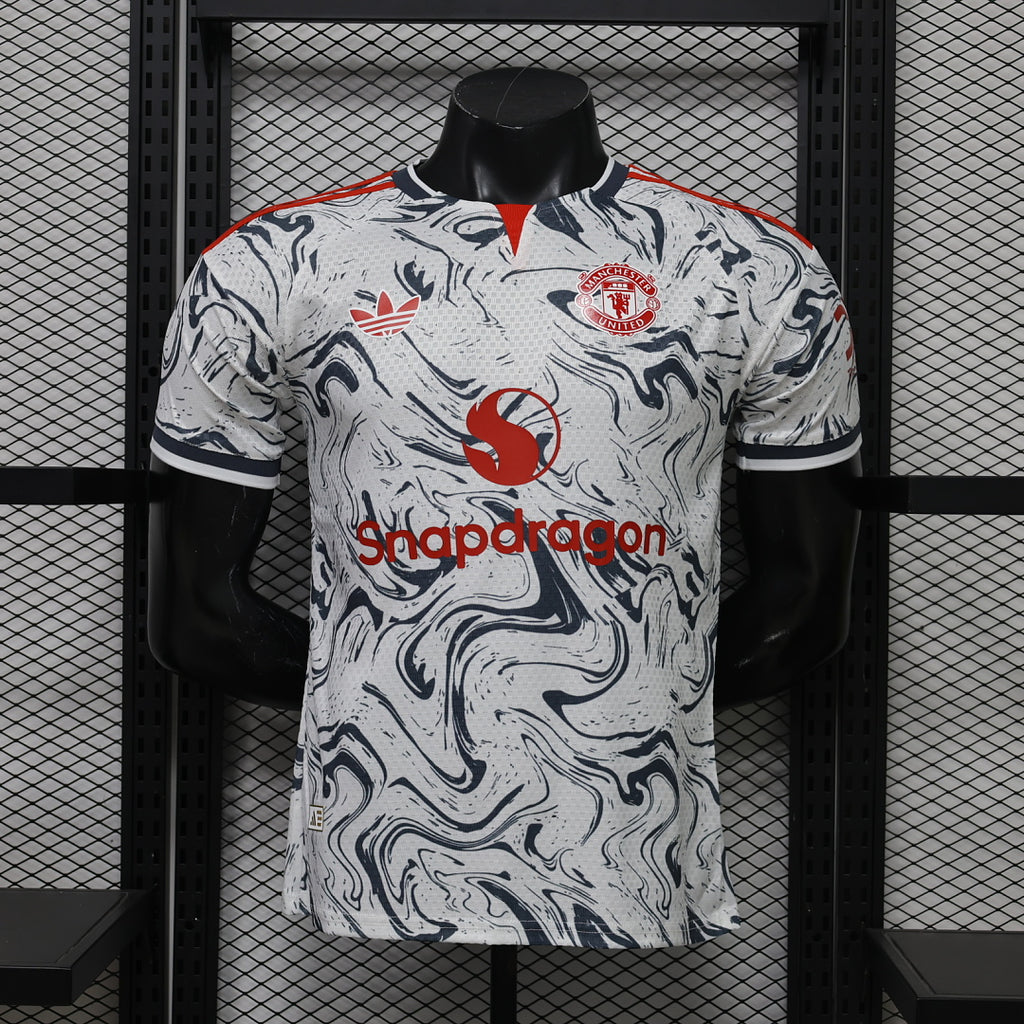 MANCHESTER UNITED EDICIÓN ESPECIAL 26/27 Manga Corta