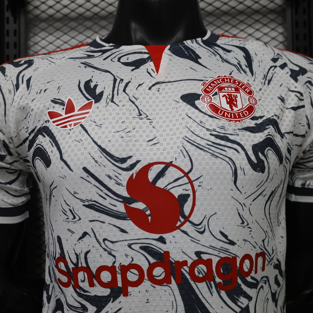 MANCHESTER UNITED EDICIÓN ESPECIAL 26/27 Manga Corta