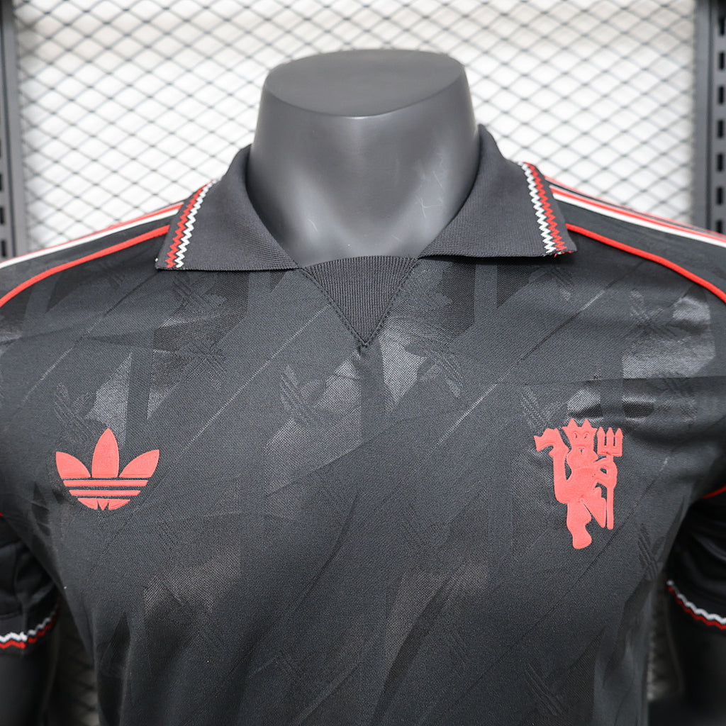 MANCHESTER UNITED REVISAR EQUIPACIÓN 26/27 Manga Corta