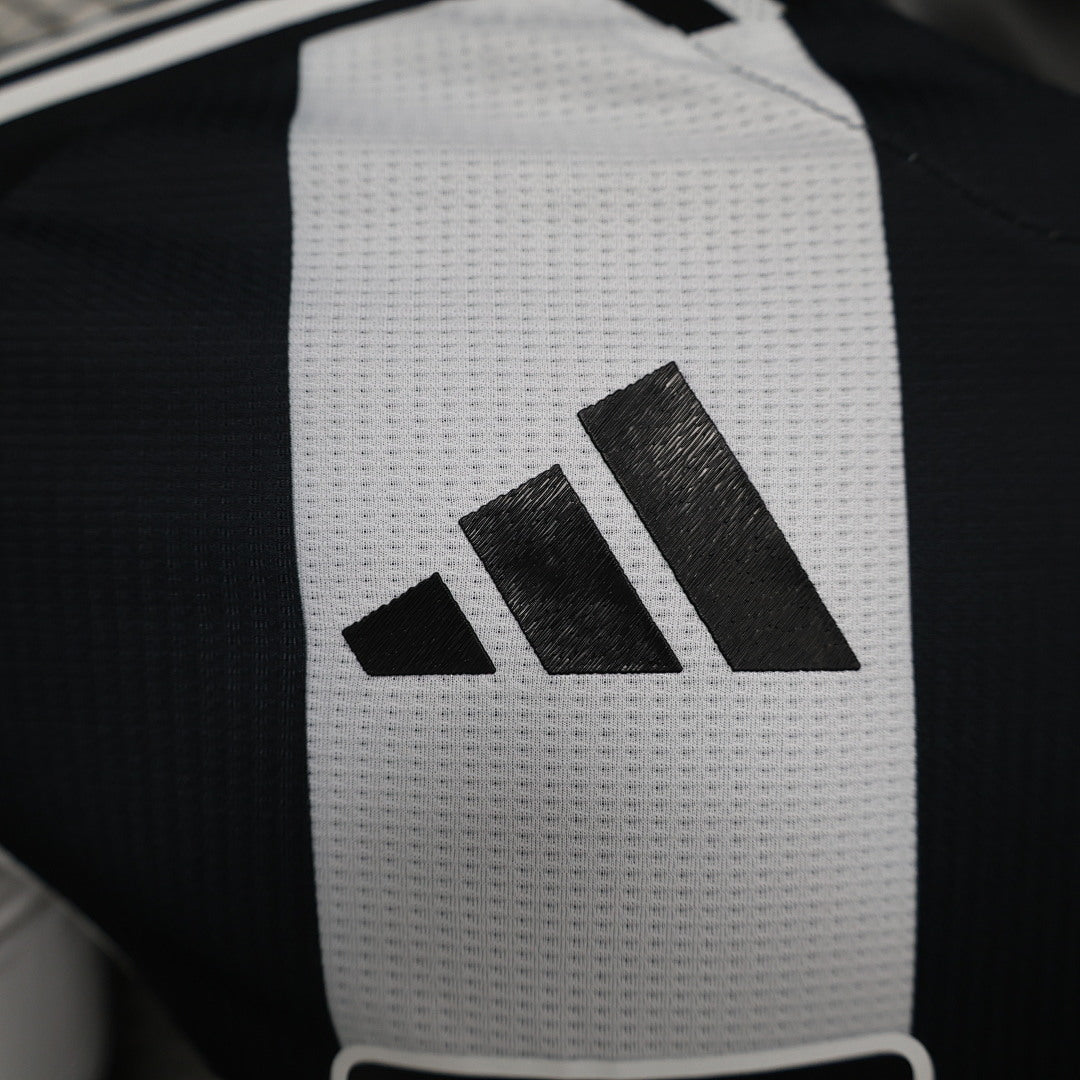 NEWCASTLE UNITED PRIMERA EQUIPACIÓN 26/27 Manga Corta