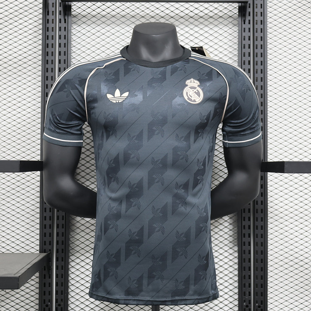 REAL MADRID REVISAR EQUIPACIÓN 26/27 Manga Corta
