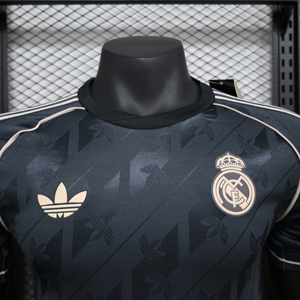 REAL MADRID REVISAR EQUIPACIÓN 26/27 Manga Corta