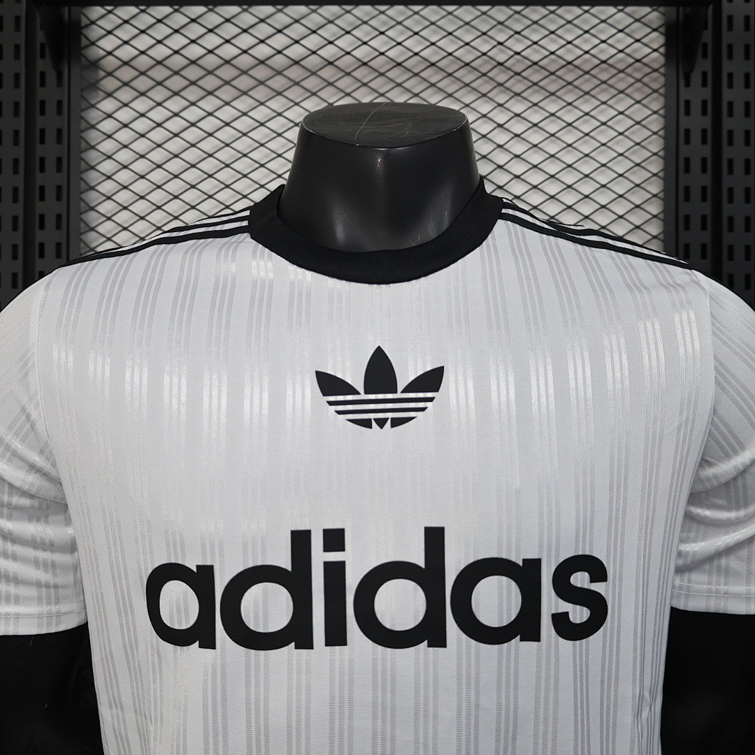 REVISAR CAMISETA CASUAL RETRO 26/27 Manga Corta