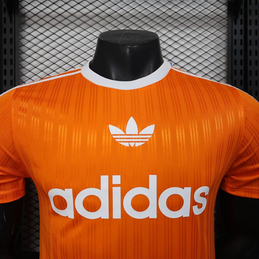 REVISAR CAMISETA CASUAL RETRO 26/27 Manga Corta
