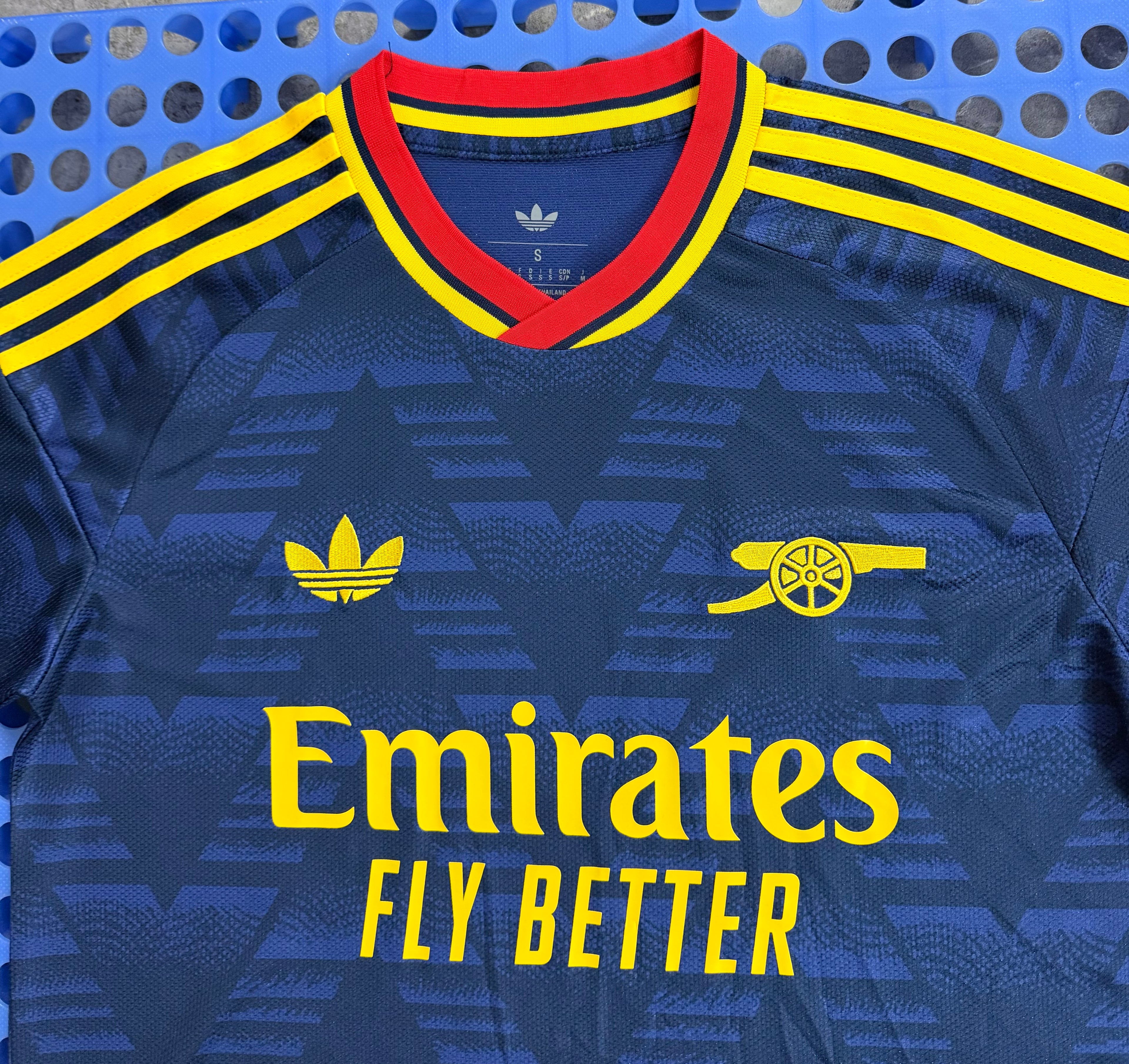 CAMISETA ARSENAL SEGUNDA EQUIPACIÓN 26/27