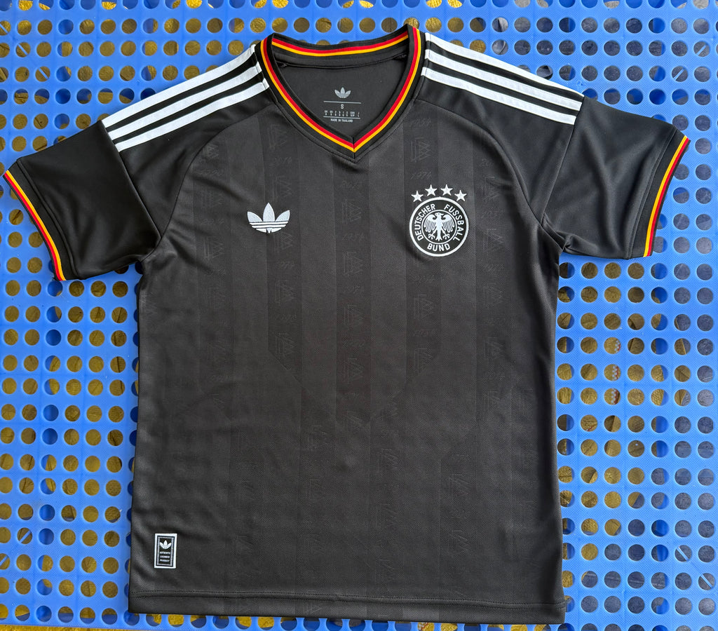 CAMISETA ALEMANIA EDICIÓN ESPECIAL 26/27