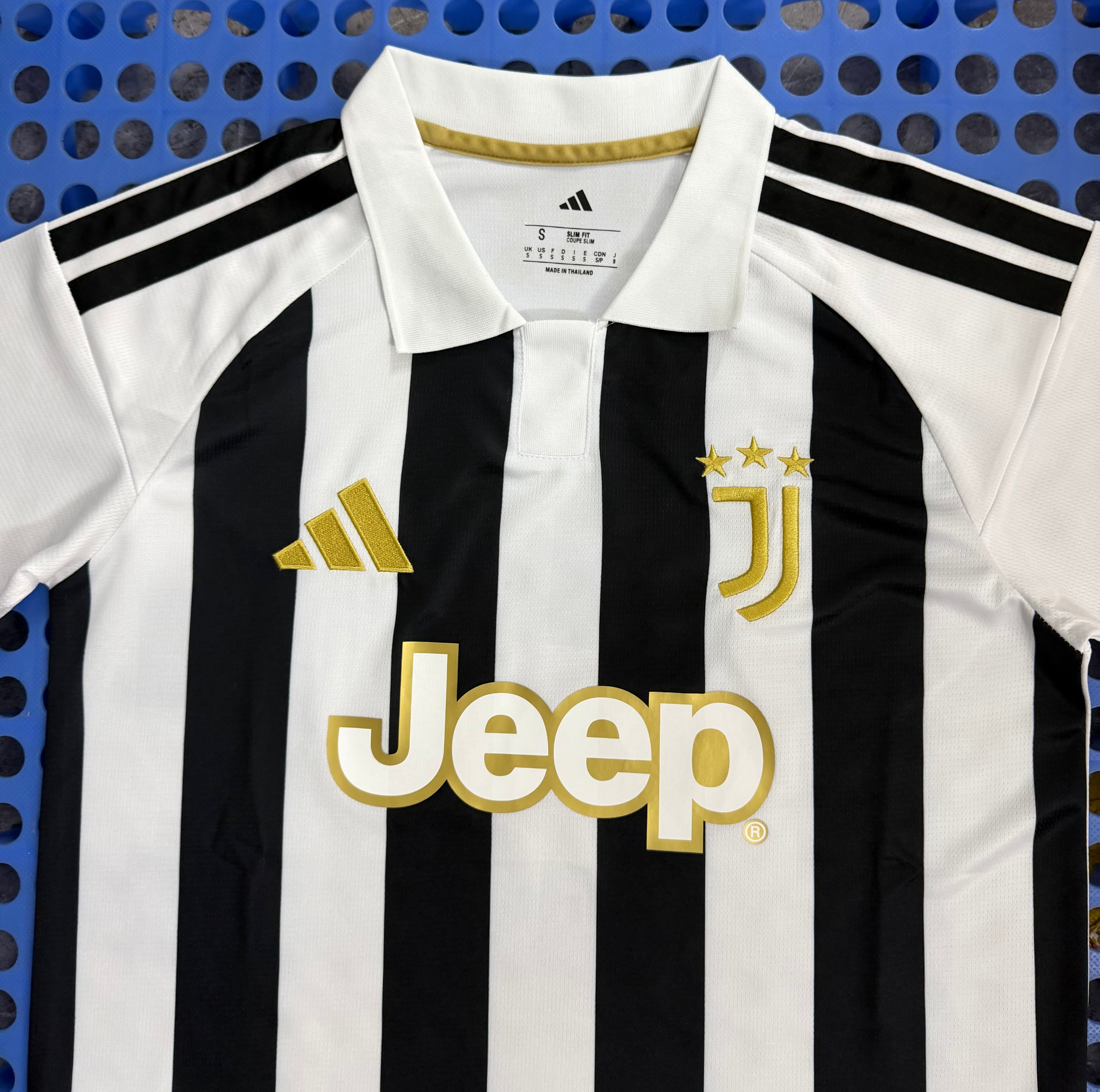 CAMISETA JUVENTUS PRIMERA EQUIPACIÓN 26/27