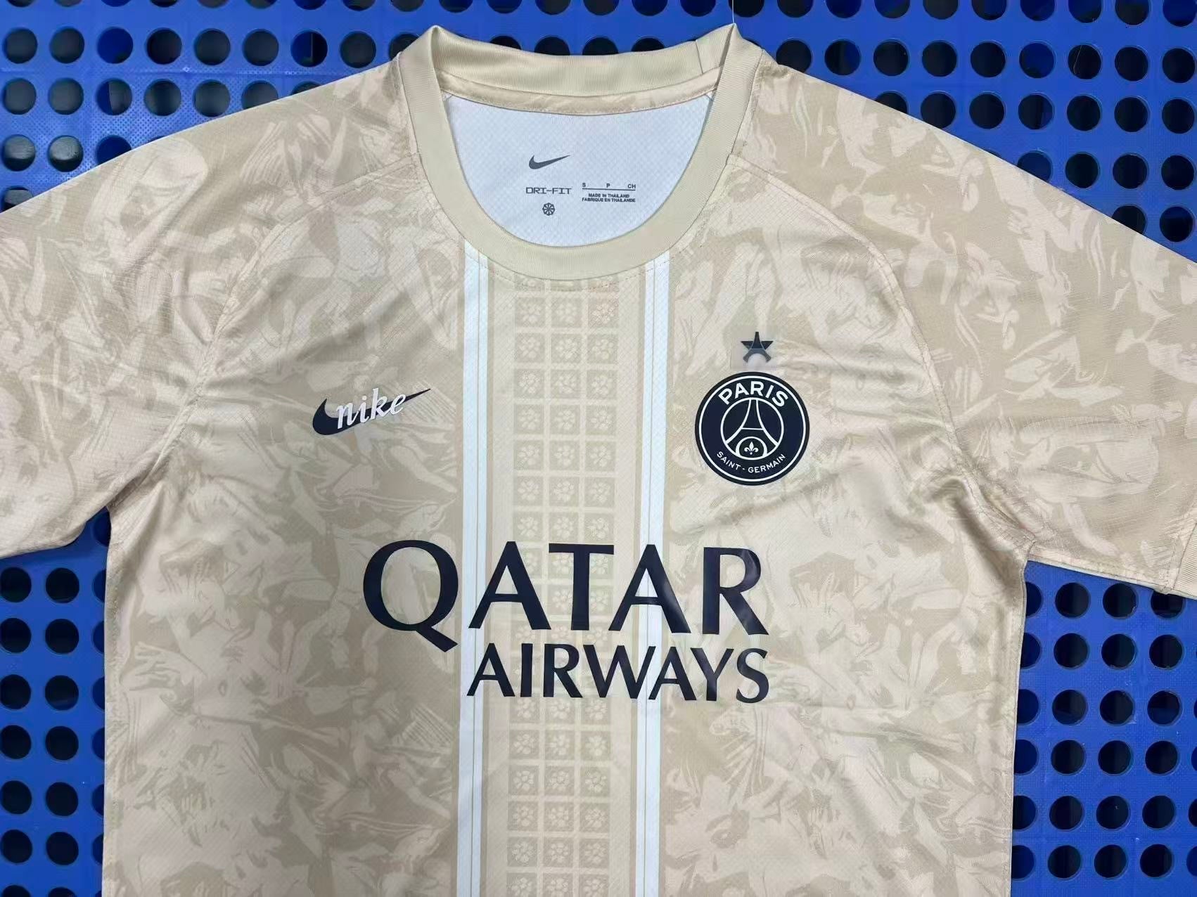 CAMISETA PSG CONCEPTO BEIGE 26/27