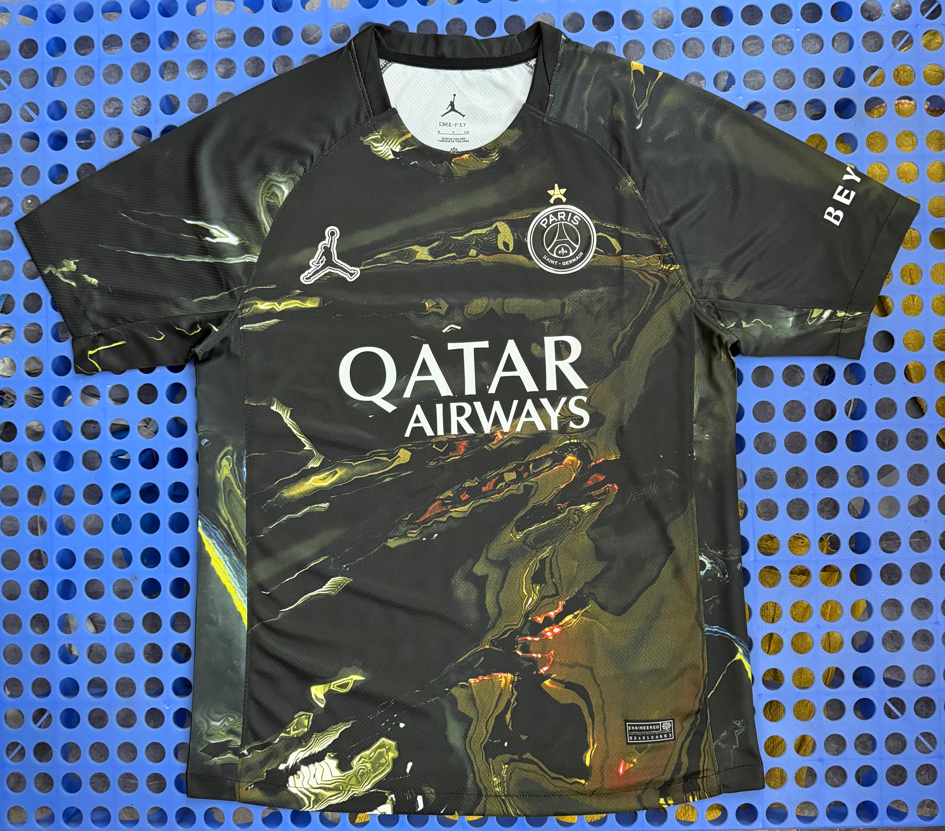 CAMISETA PSG EDICIÓN 4 NIGHTS