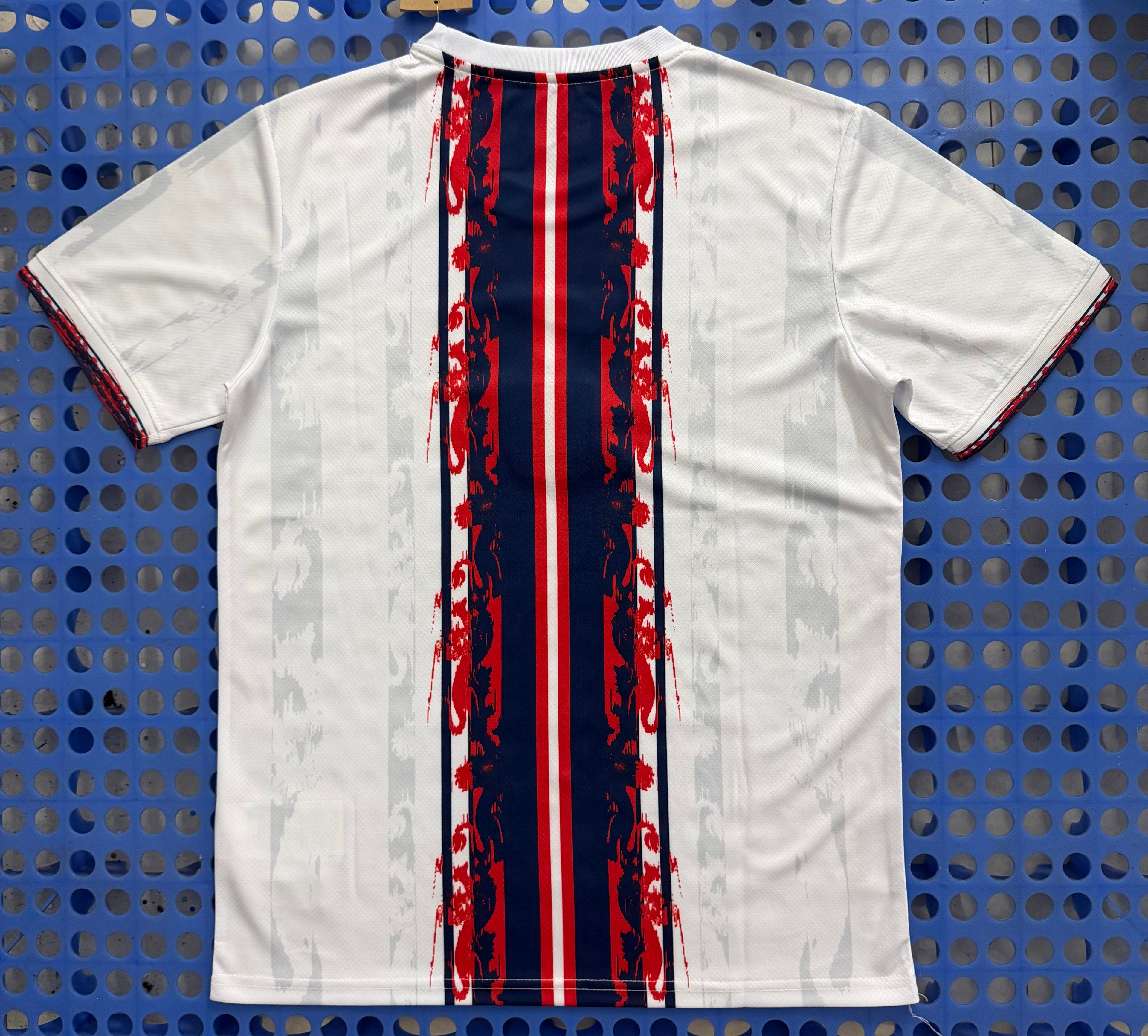 CAMISETA INGLATERRA EDICIÓN ESPECIAL 26/27