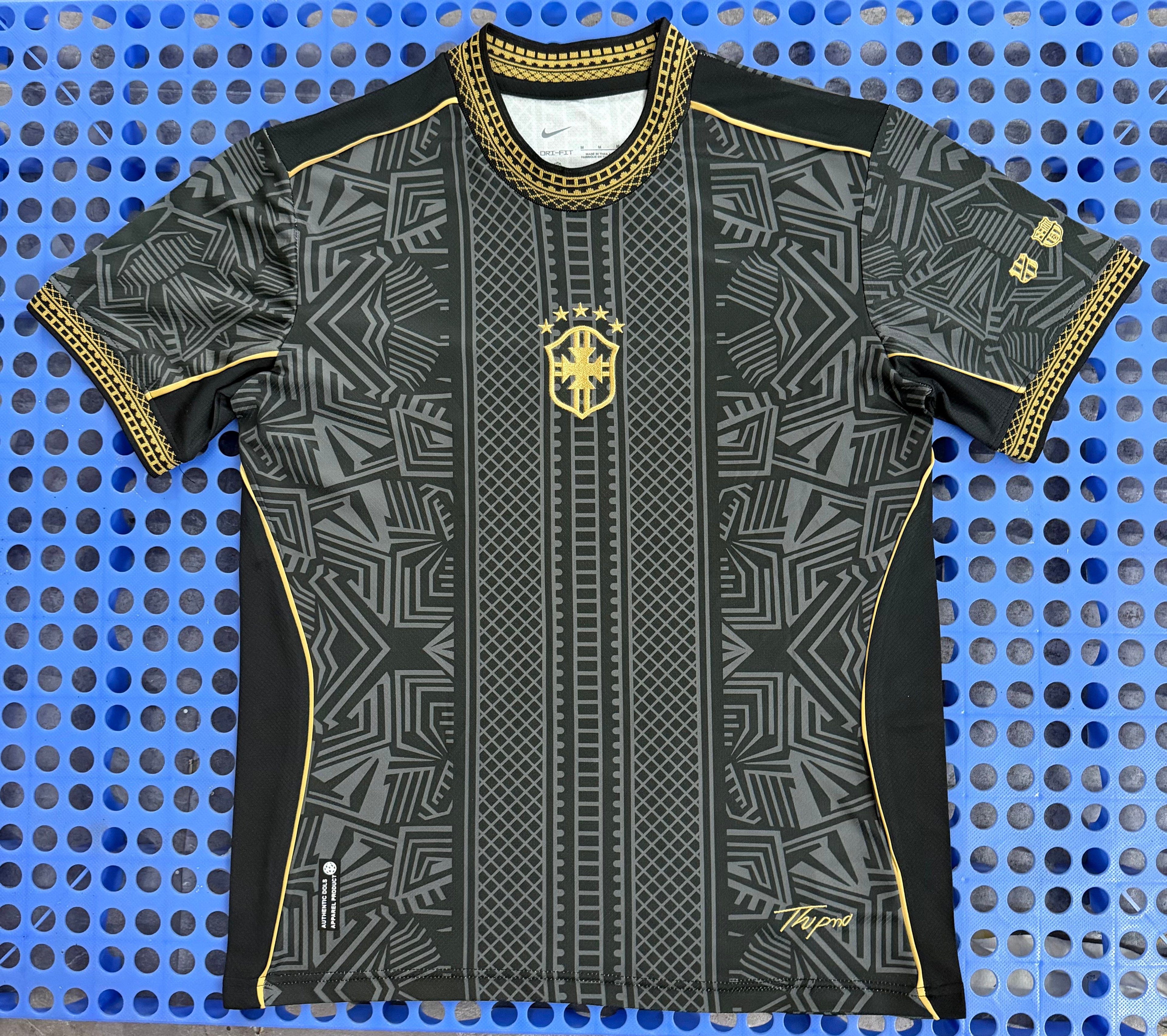 CAMISETA BRASIL EDICIÓN NEYMAR