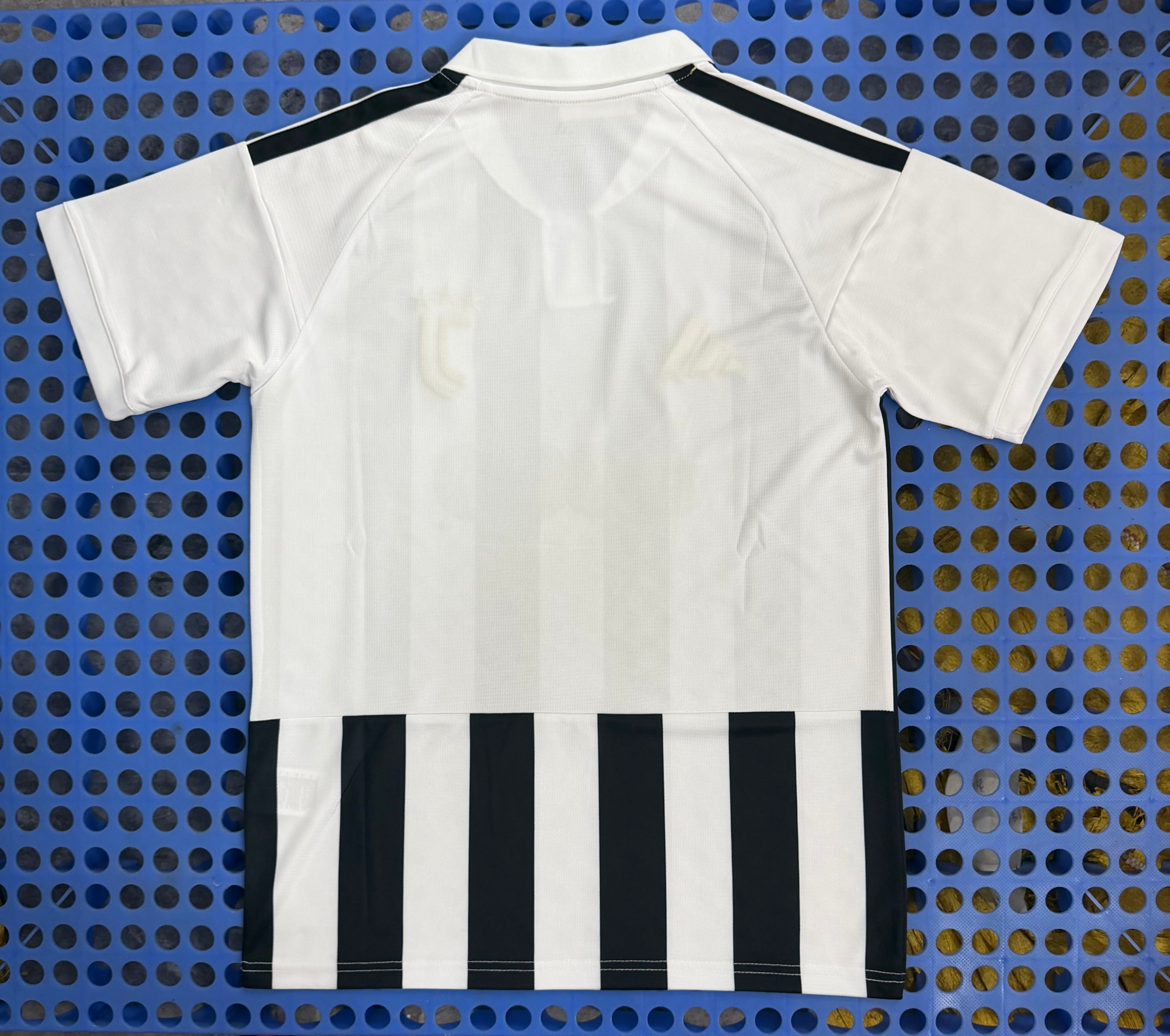 CAMISETA JUVENTUS PRIMERA EQUIPACIÓN 26/27