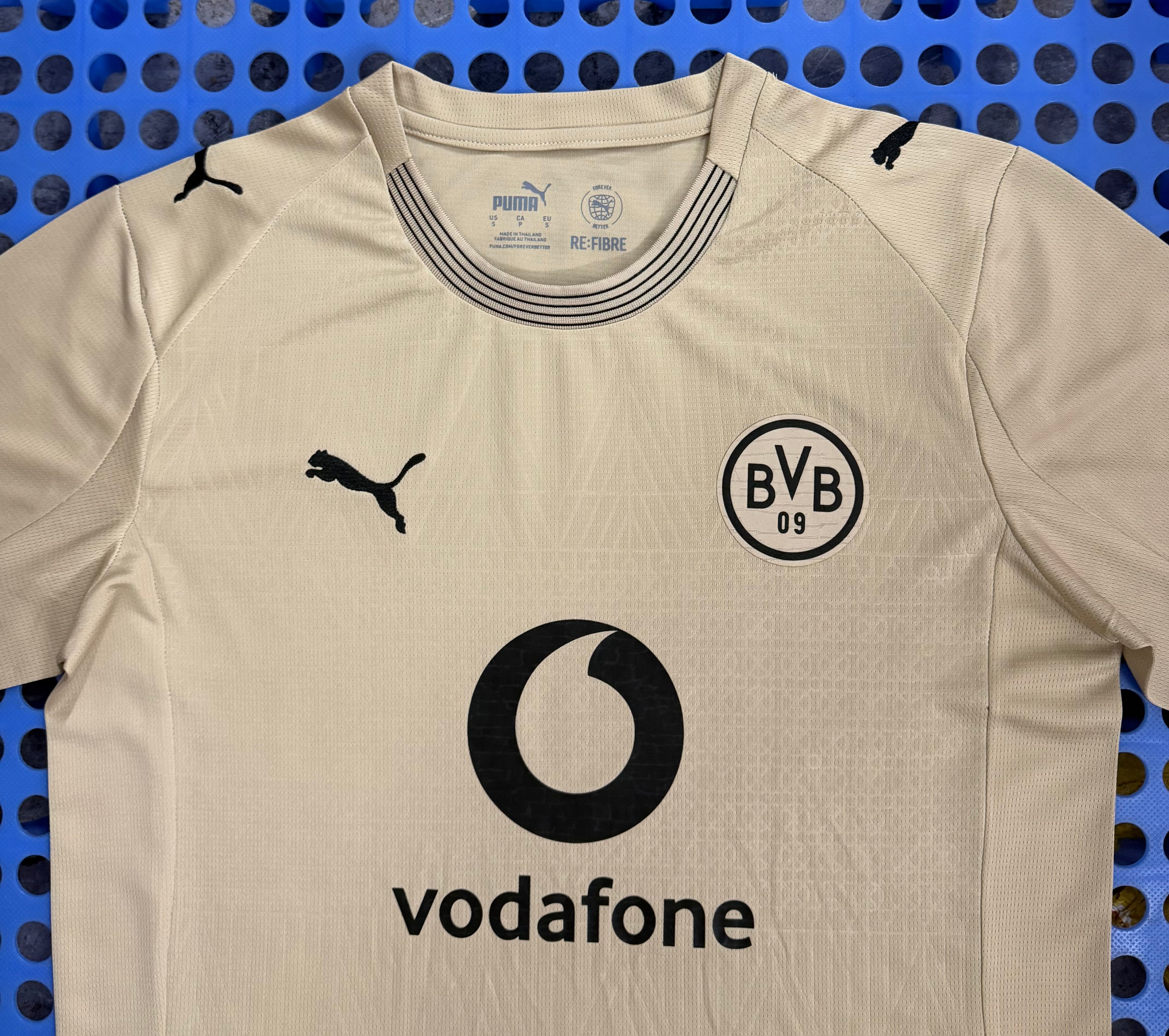 CAMISETA BORUSSIA DORTMUND EDICIÓN ESPECIAL