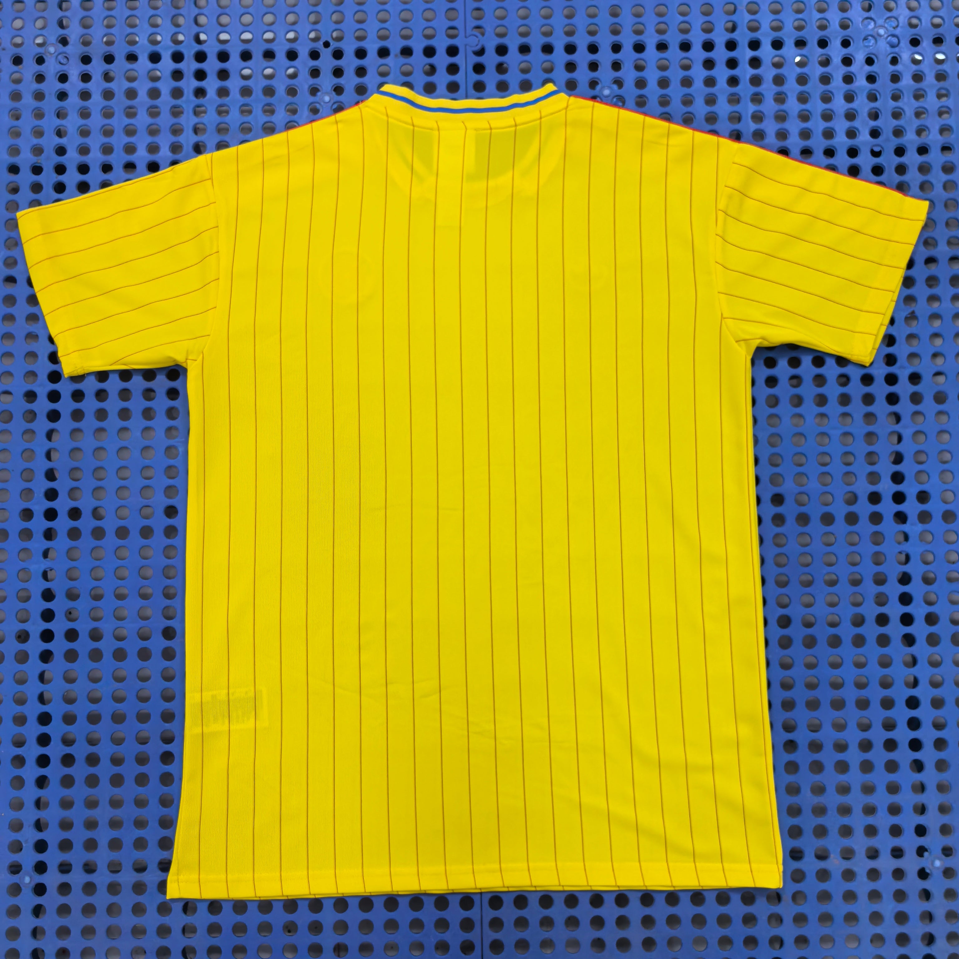 CAMISETA COLOMBIA RETRO
