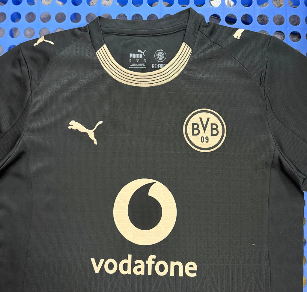 CAMISETA BORUSSIA DORTMUND EDICIÓN ESPECIAL