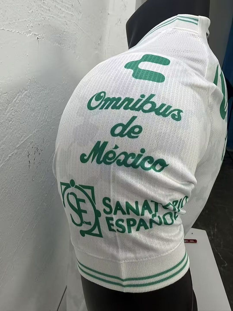 SANTOS LAGUNA SEGUNDA EQUIPACIÓN 26/27 Manga Corta